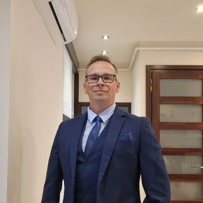 Tamás