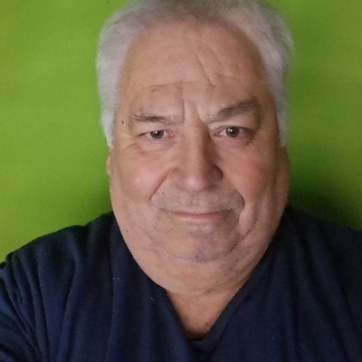 Jozsef, társkereső Tófej