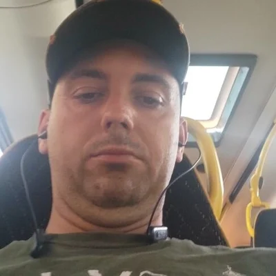 Ákos