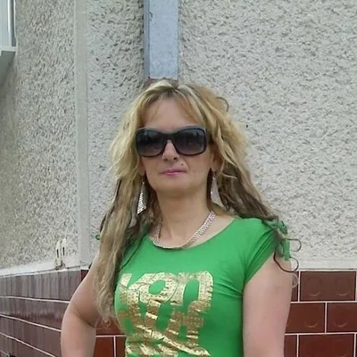Mónika