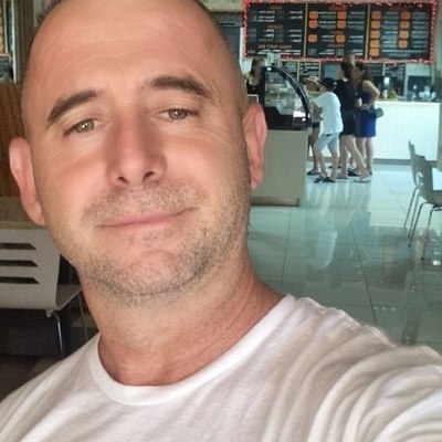 Gábor, társkereső Újszász