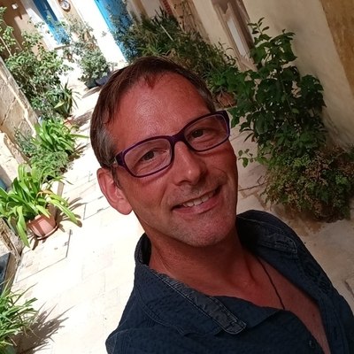 Travel, társkereső Karakószörcsök