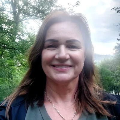 Eszter, Bécs