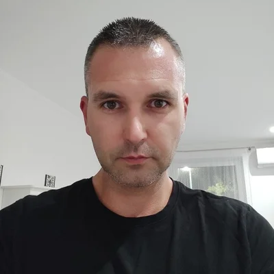 Zsolt, Várpalota