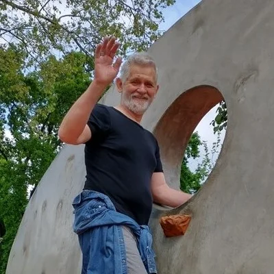 János
