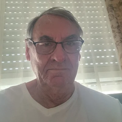 Laszlo, Ashkelon