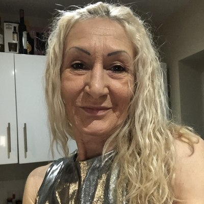 Lia, társkereső Harrow