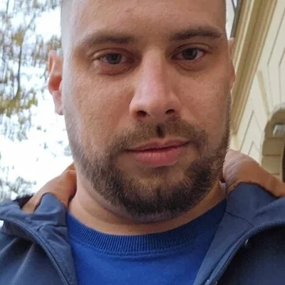 Ryan, Debrecen
