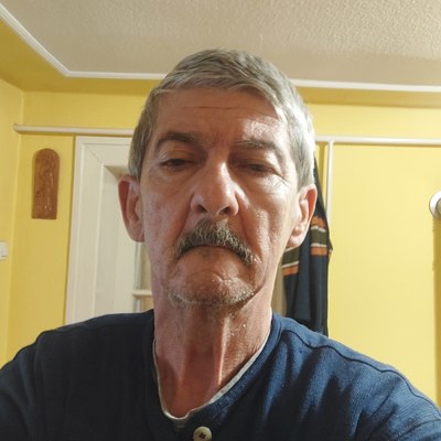 István, társkereső Cegléd