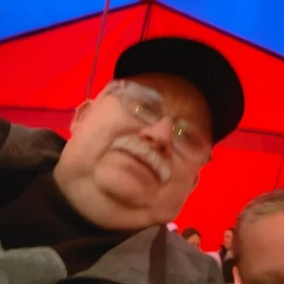 József