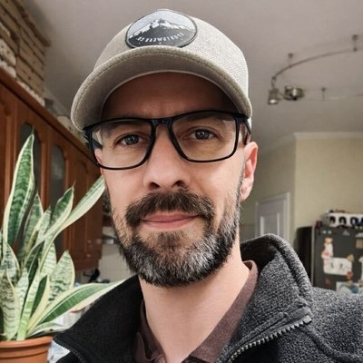 Adrián, társkereső Szeged