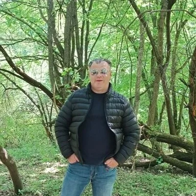 István