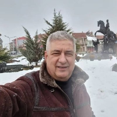 Janos, társkereső Doboz