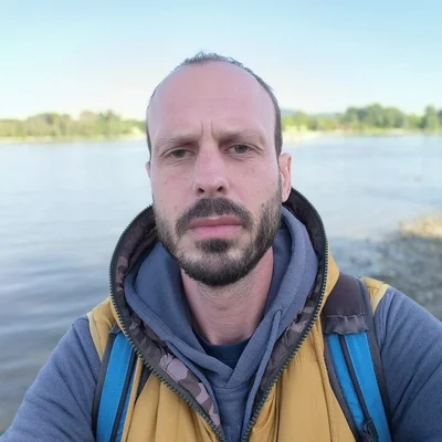 Péter