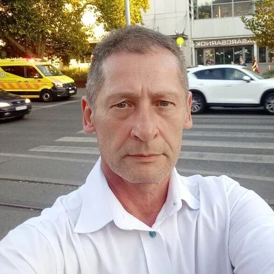 Sándor, Budapest