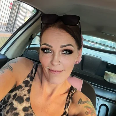 Andi, Budapest