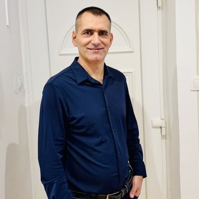 László, társkereső Csorna