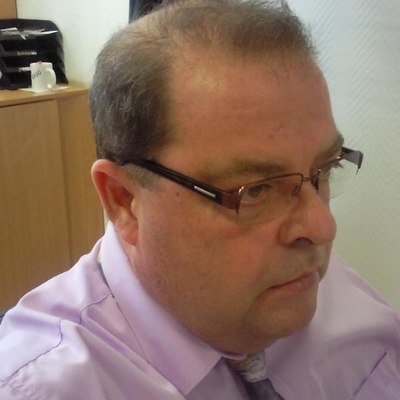 Janos, társkereső Üllő