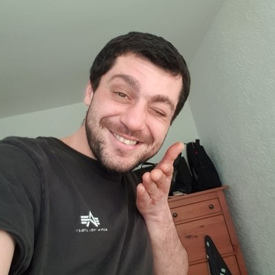 Alex, társkereső Offenbach am Main