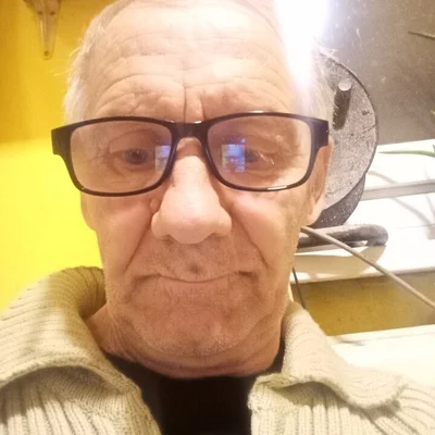 László