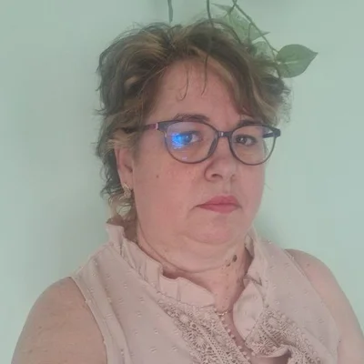 Éva