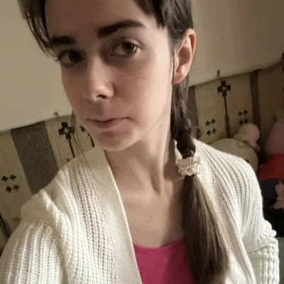 Kira, Budapest