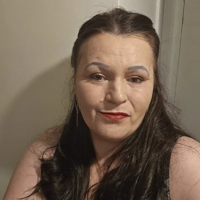 Ildiko, Elgin