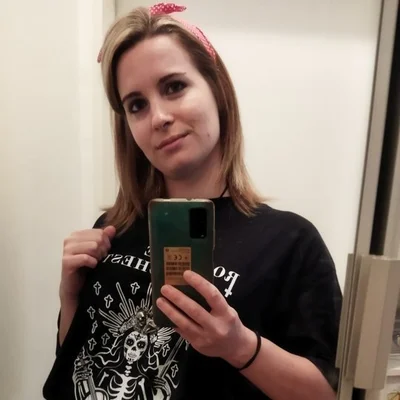 Eszti