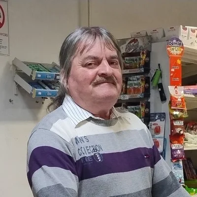 Ervin, Pápa