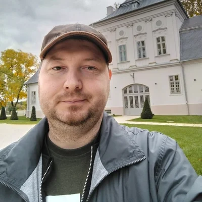 László