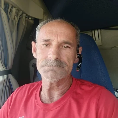 István, Vác