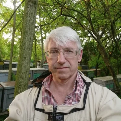 József