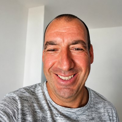 József, társkereső Vát