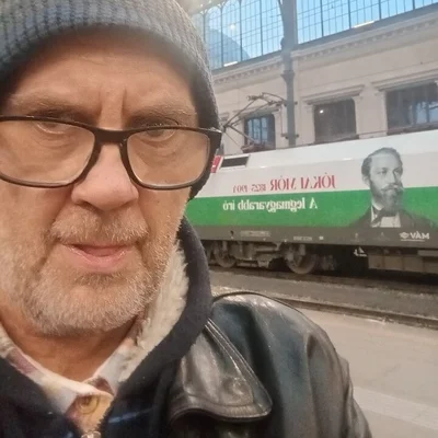 János