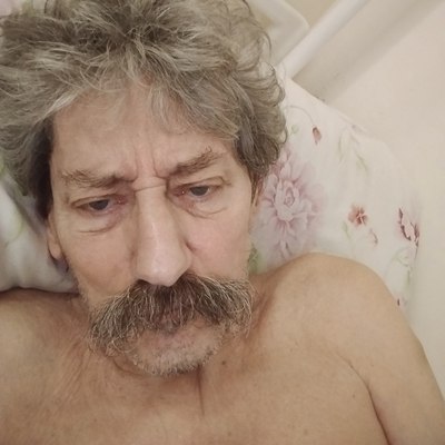 András, társkereső Agárd