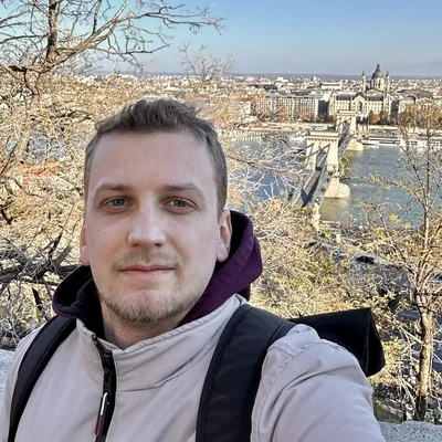 Thomas, Budapest