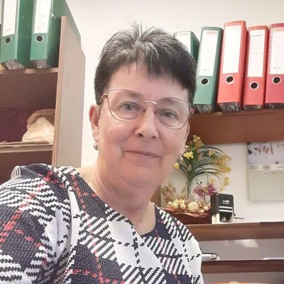 Sára