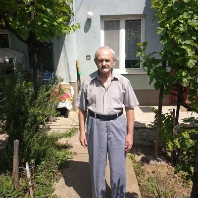 László