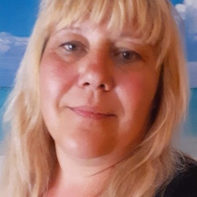 Krisztina, társkereső Oroszlány