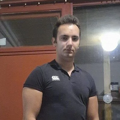 Danee, Komló