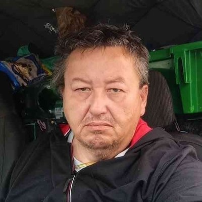 László, társkereső Ajka