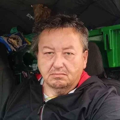László, Ajka