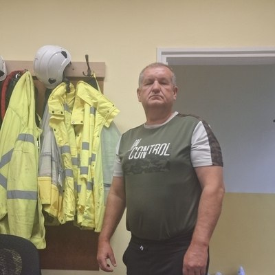 István, társkereső Forró