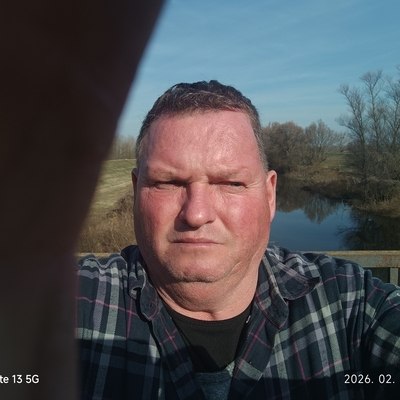 István, társkereső Koroncó