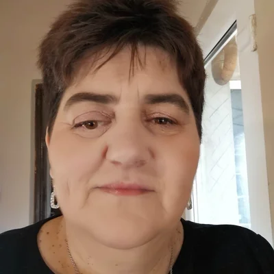 Éva