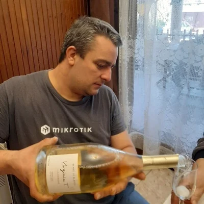 Isti, Budakeszi