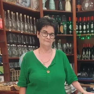 Éva