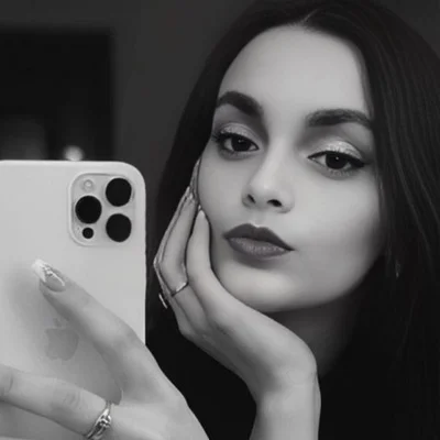 Liza, Kürt