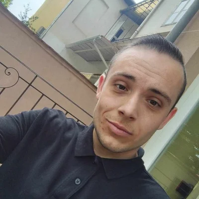 Dániel