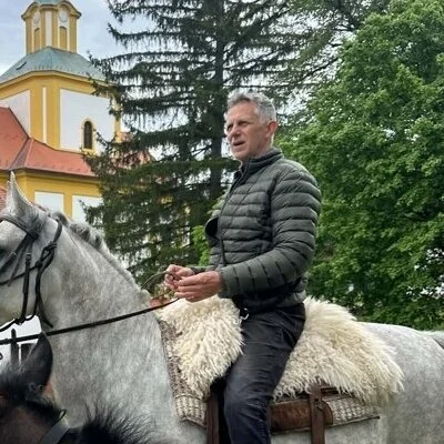 István, Bonyhád